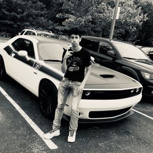 Meet your Posher, Adrian